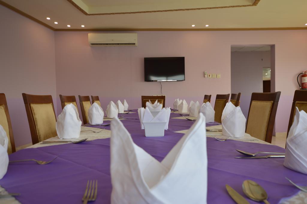 Al Ahmadi Plaza Resort Yanbu Buitenkant foto