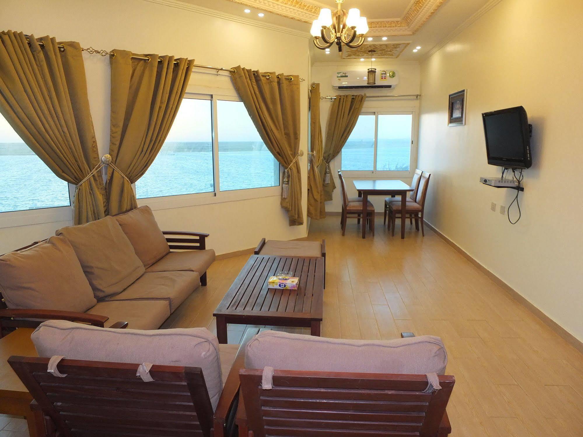 Al Ahmadi Plaza Resort Yanbu Buitenkant foto