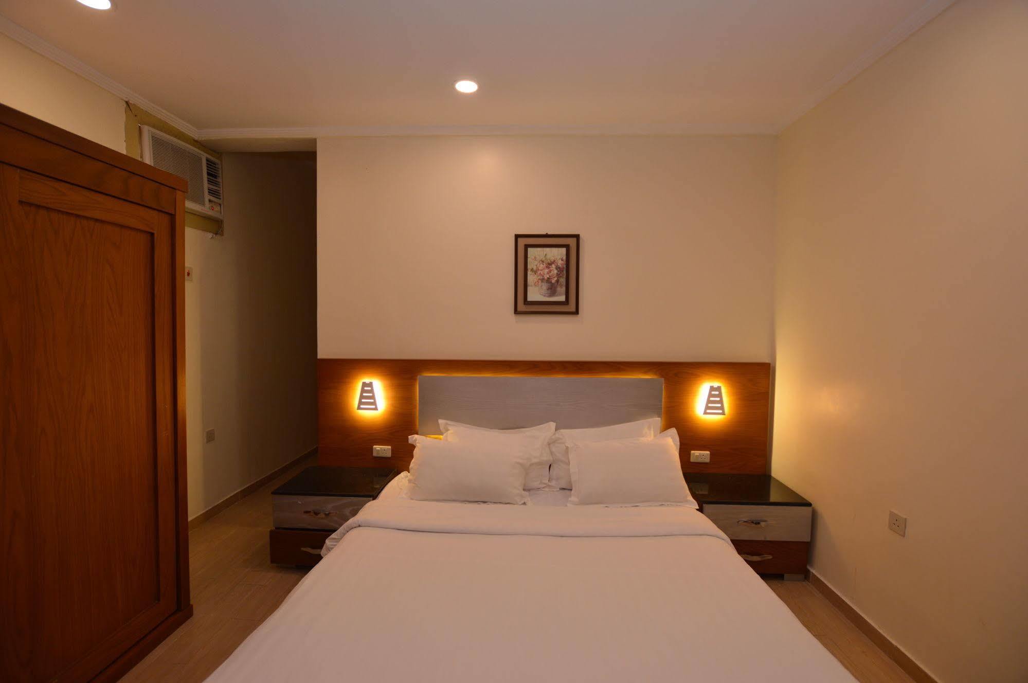 Al Ahmadi Plaza Resort Yanbu Buitenkant foto